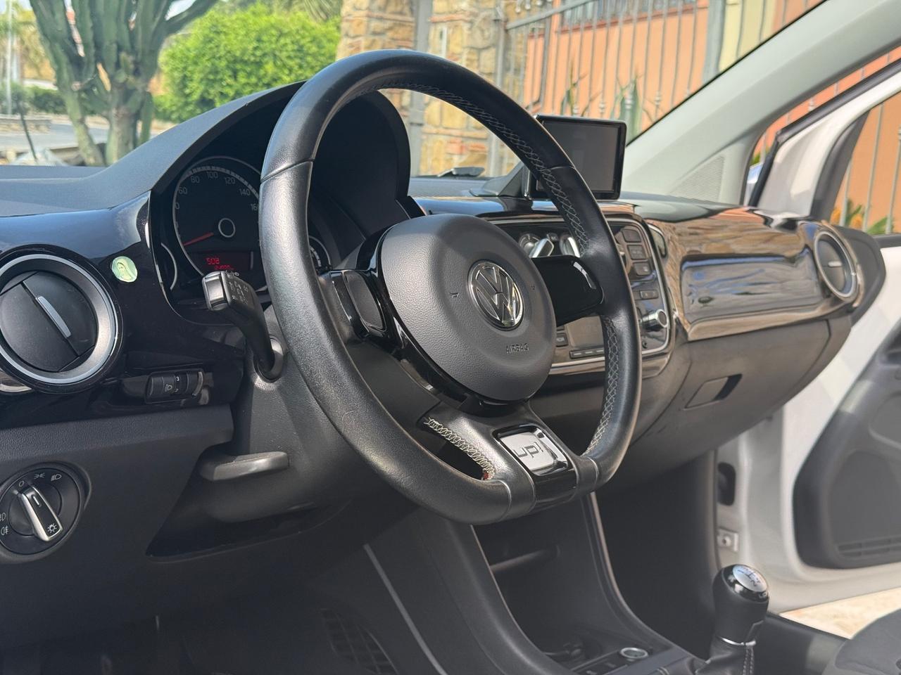 Volkswagen up! 1.0 75 CV 5p. cross