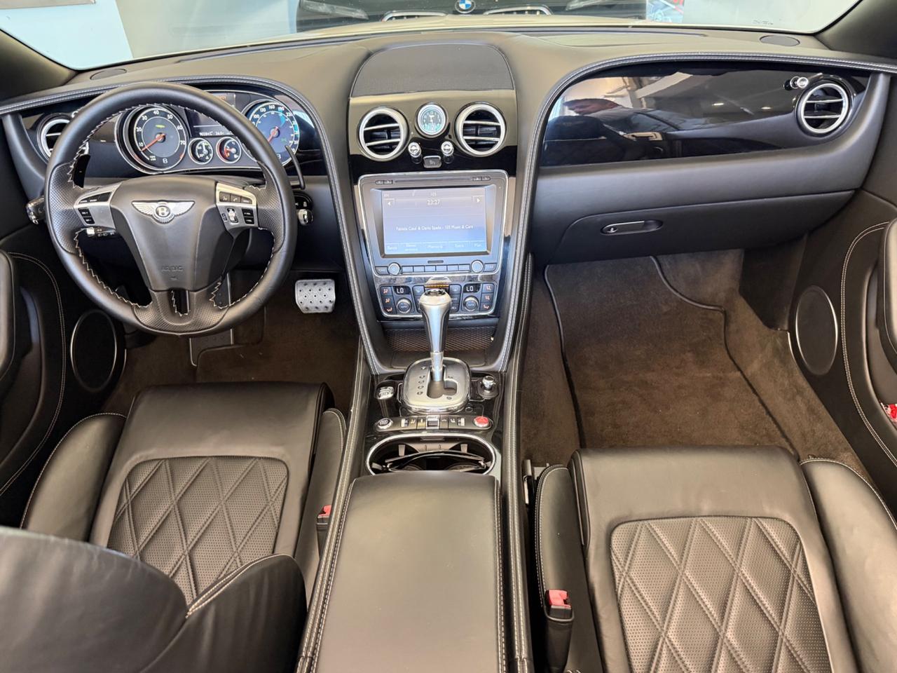 Bentley Continental GTC iva esposta