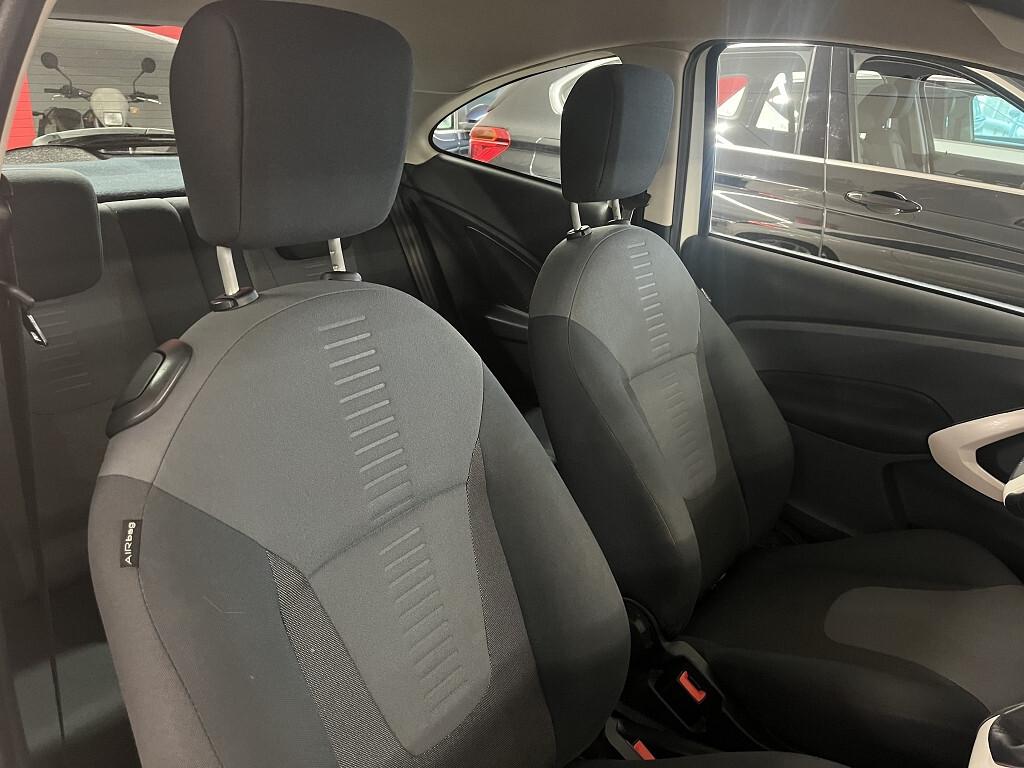 Ford Ka 1.2 Titanium 96PS