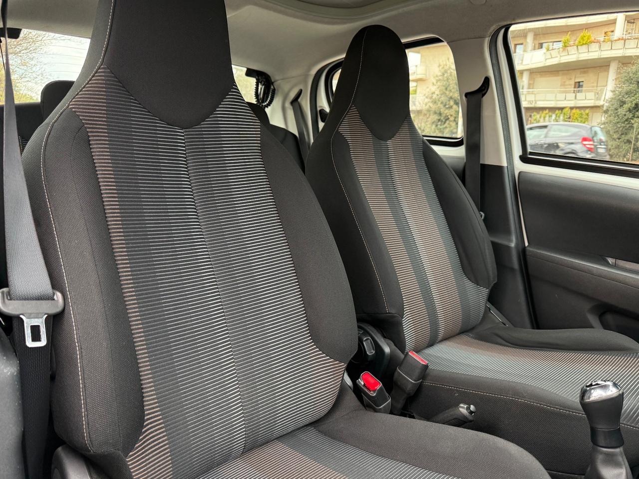 Peugeot 108 VTi 68 5 porte Allure CabrioPDC