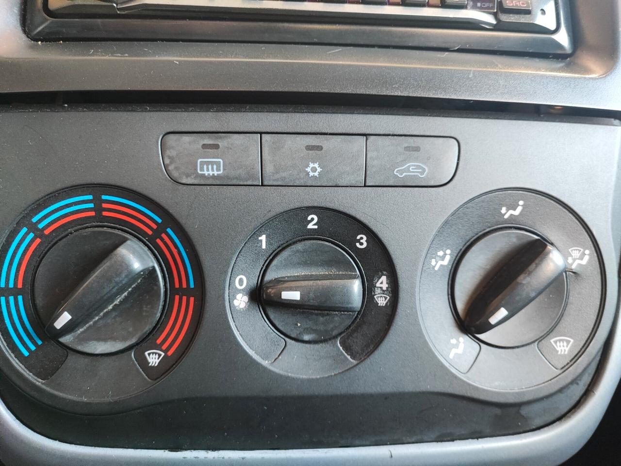 Fiat Punto 1.3 MJT 16V 5p. 4p.ti Active Van AUTOCARRO