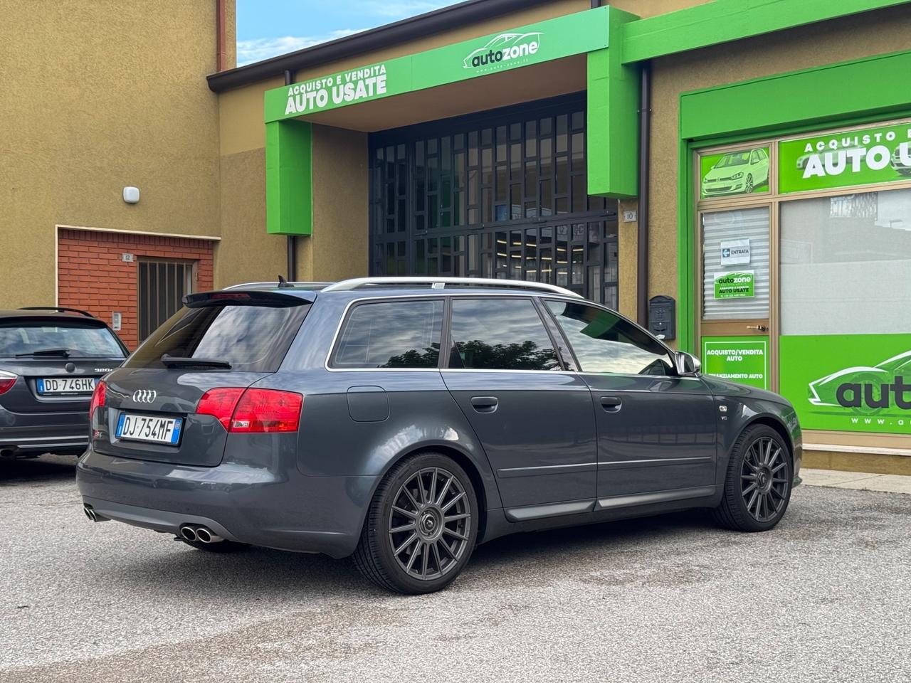 Audi A4 S4 4.2 V8 Avant quattro