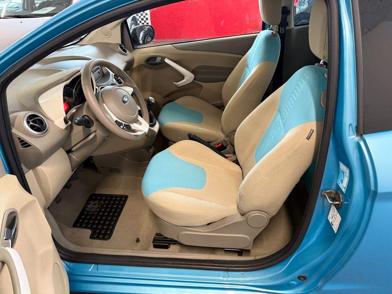 Ford Ka 1.2 8V 69CV Titanium NEOPATENTATI