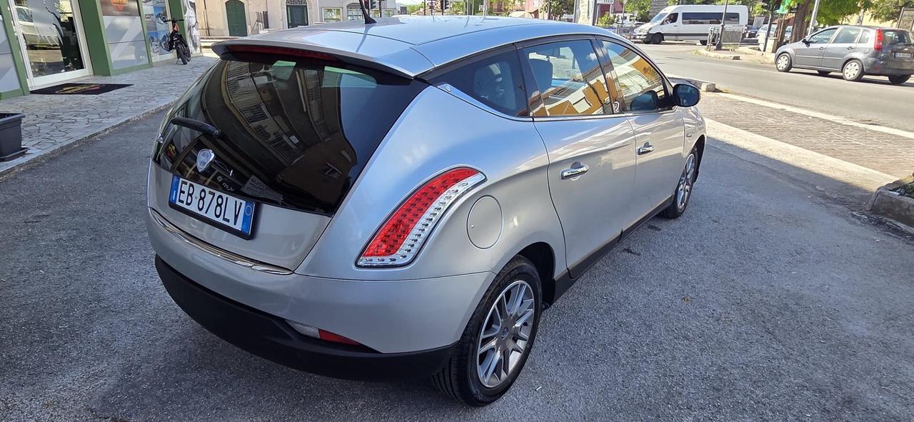 LANCIA DELTA 1.6MTJ DPF ARGENTO