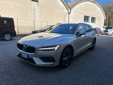 VOLVO V60 d3 R Design