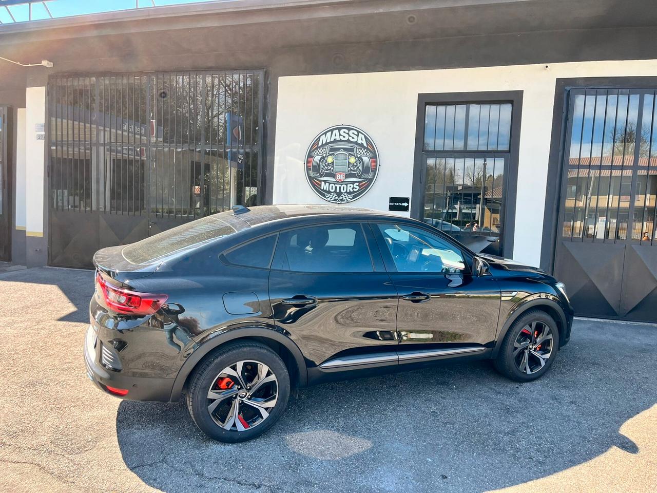 Renault Arkana Hybrid E-Tech 145 CV R.S. Line