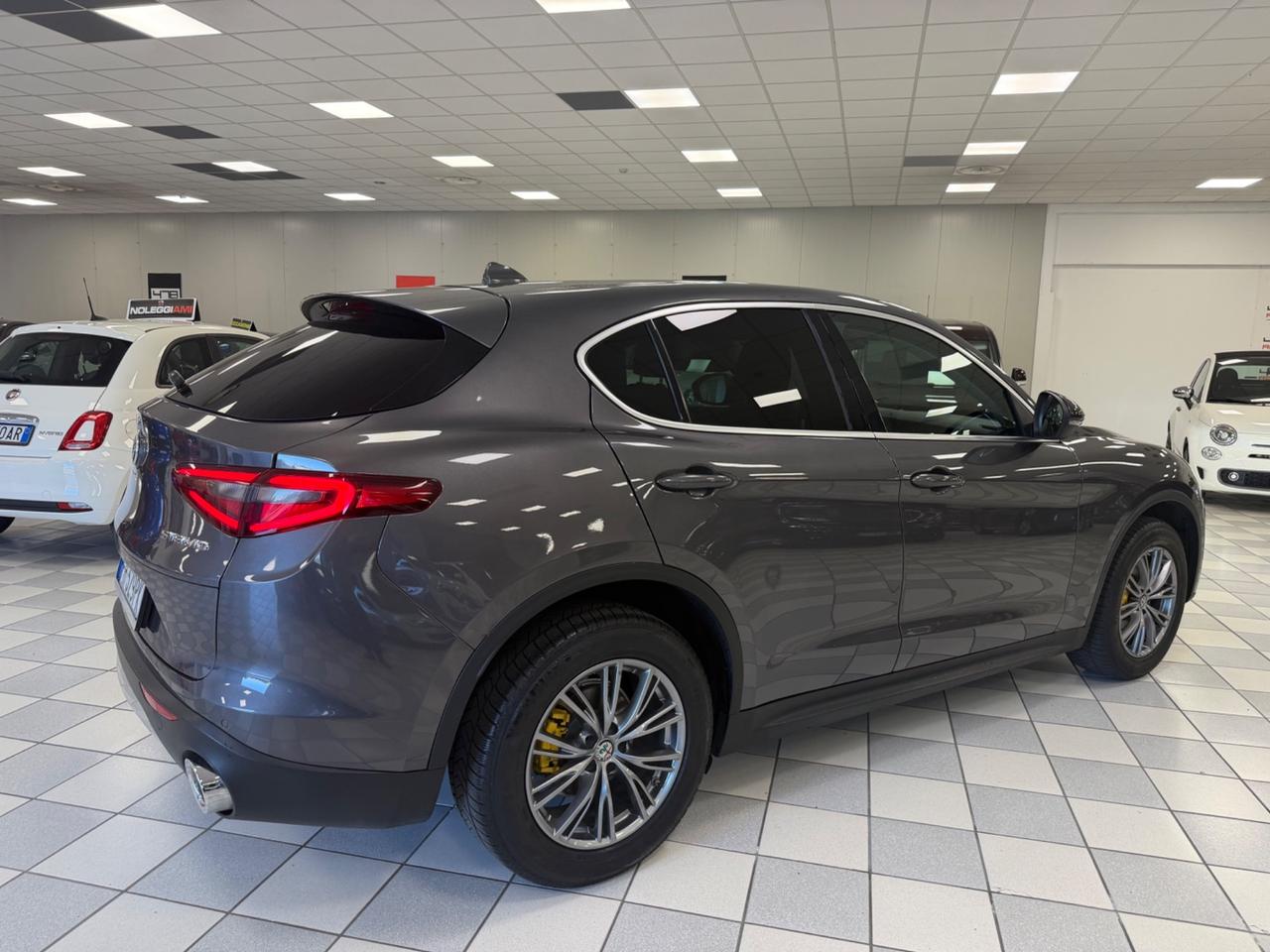 Alfa Romeo Stelvio 2.2 Turbodiesel 210 CV AT8 Q4 Super