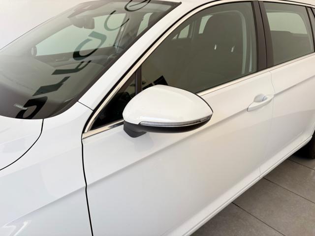VOLKSWAGEN Passat Variant 2.0 TDI DSG Business
