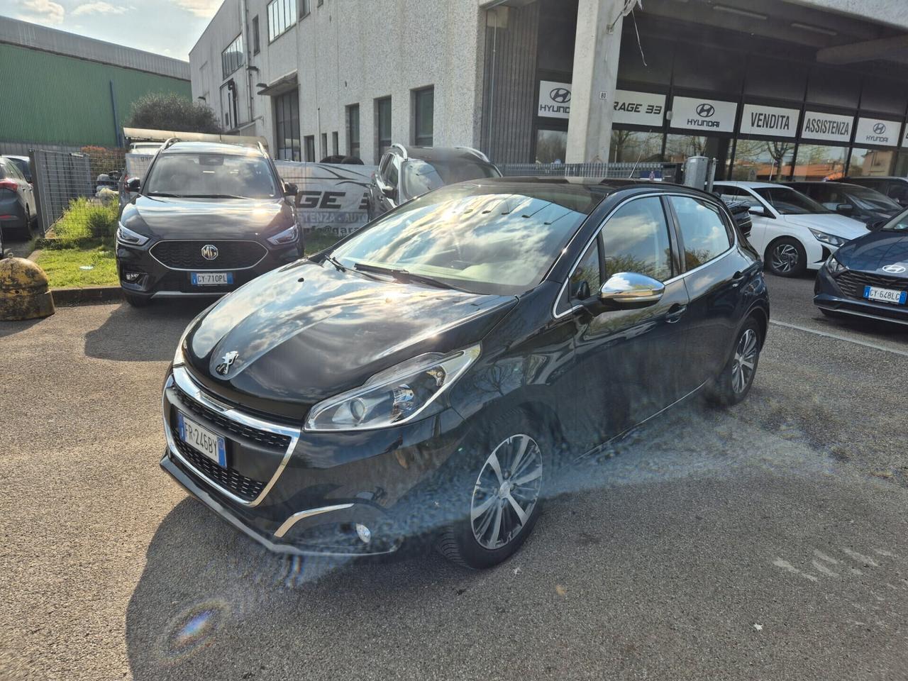 Peugeot 208 PureTech 82 5 porte Allure