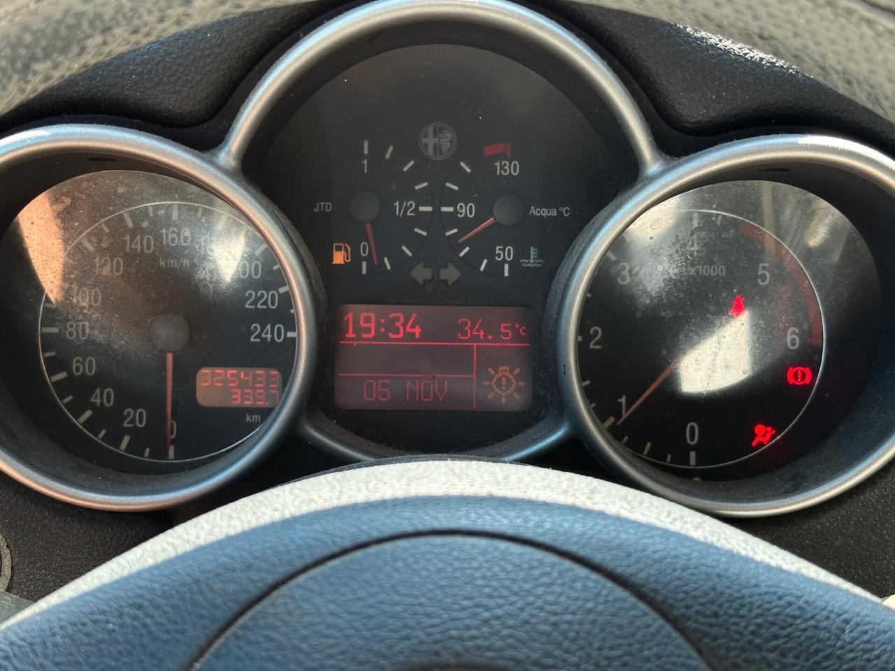 Alfa Romeo 147 1.9 JTD (115 CV) cat 5p. Progression *SOLO COMMERCIANTI*
