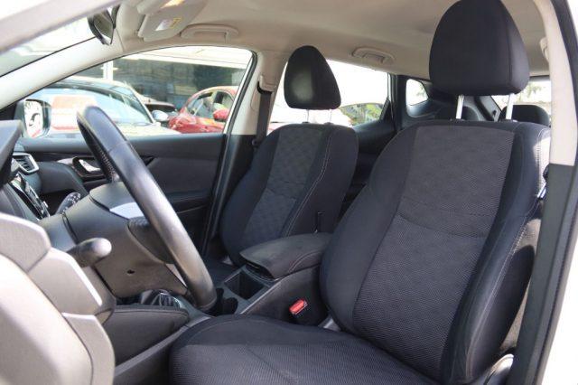 NISSAN Qashqai 1.2 DIG-T