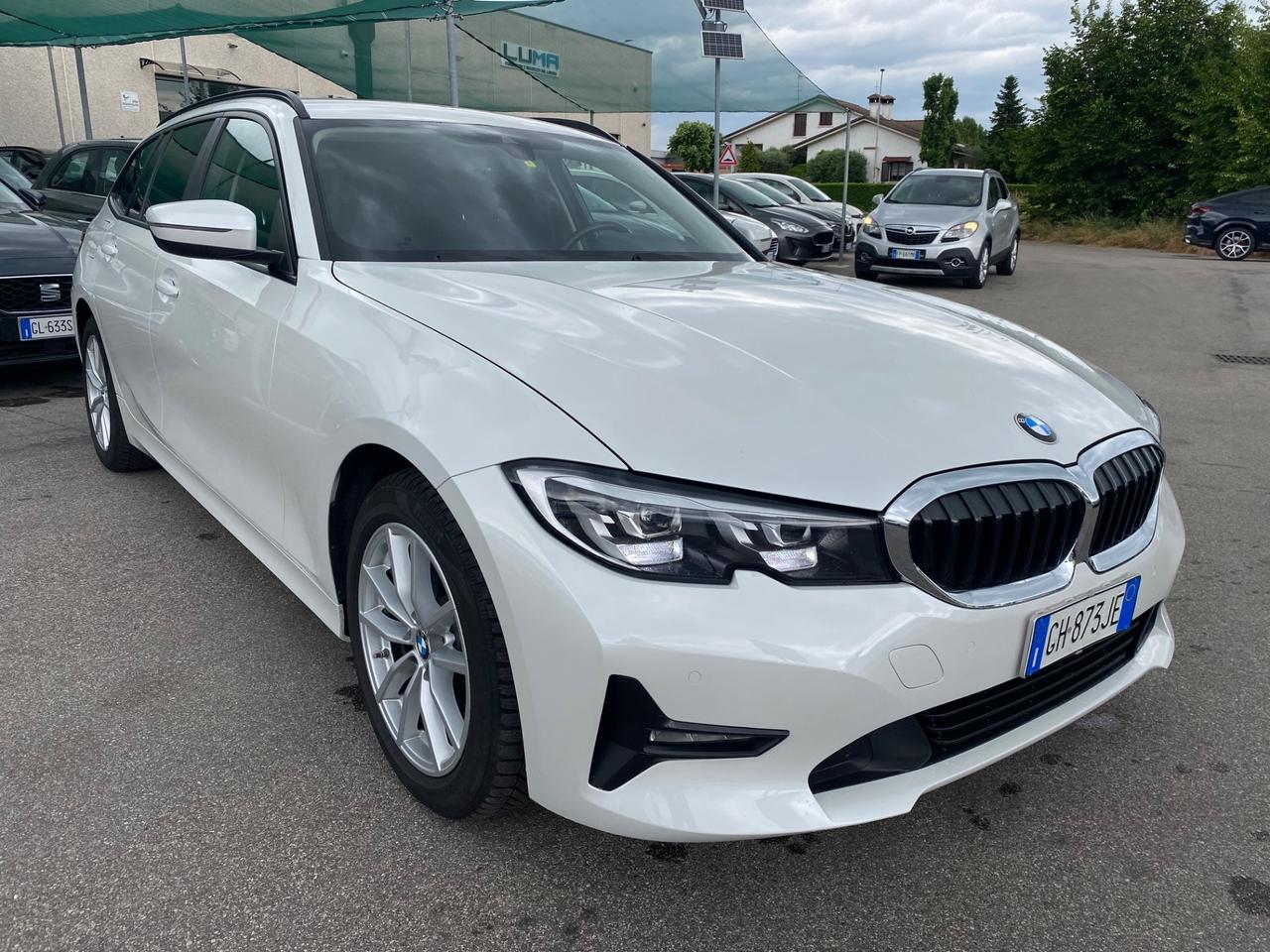 Bmw 320d 48V xDrive Touring Business Advantage
