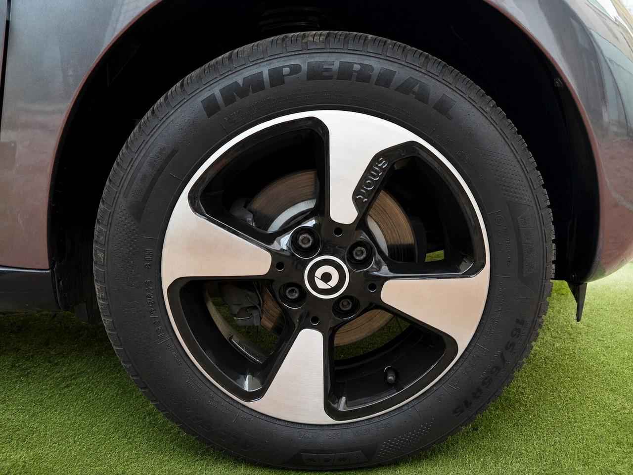Smart ForFour 1.0 71 cv modello Prime