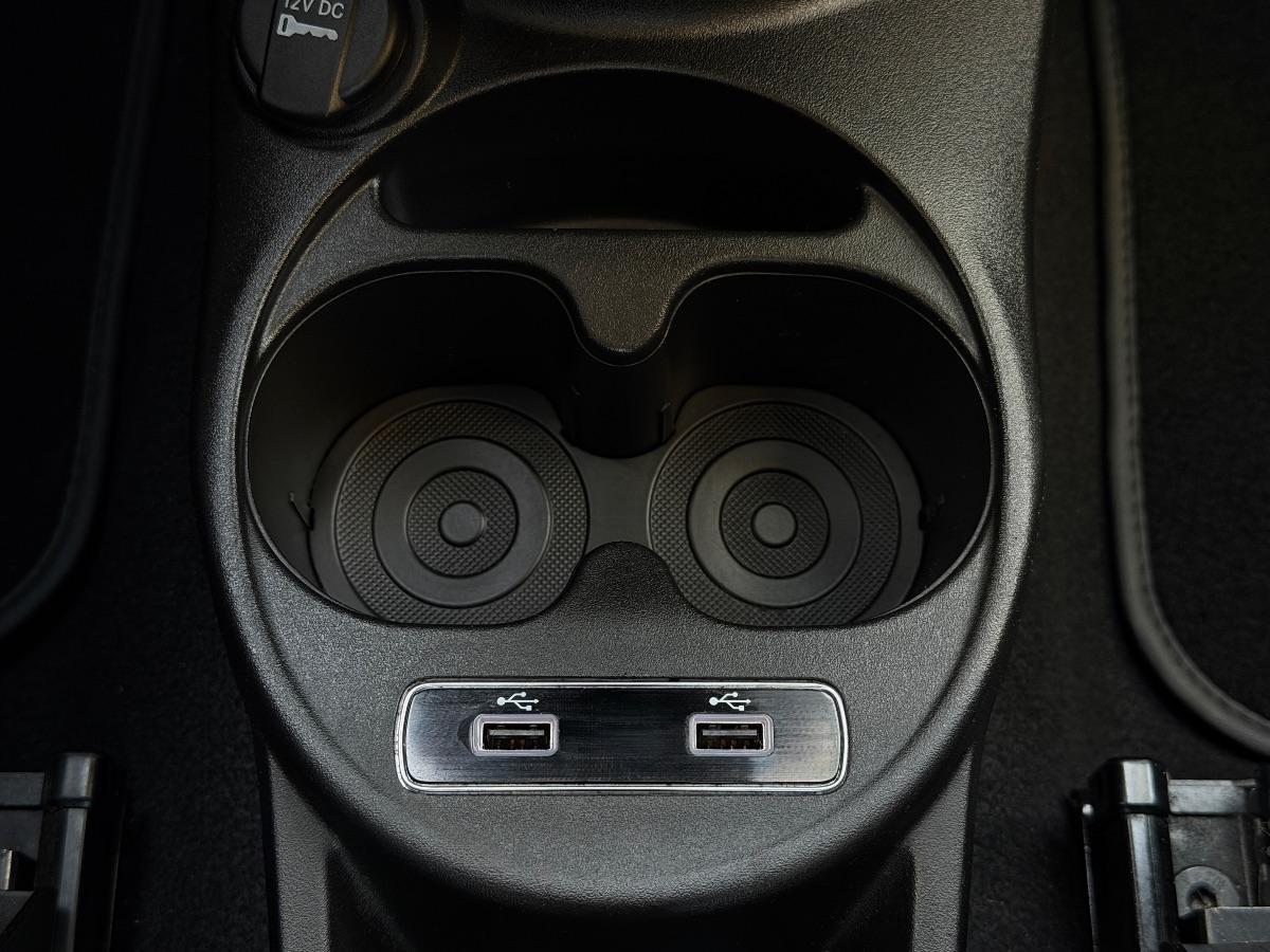 Abarth 595 1.4 T-Jet Competizione 180CV