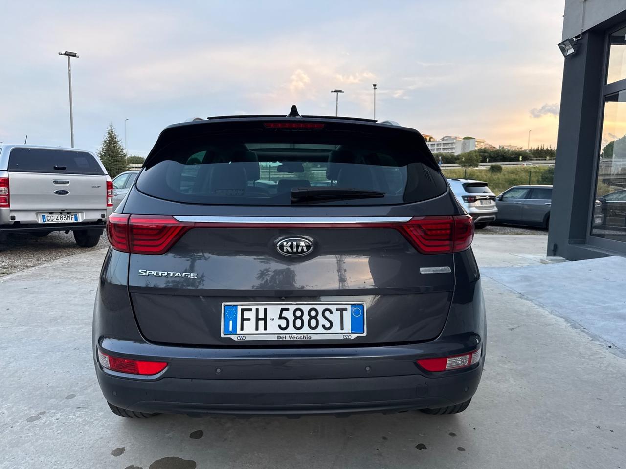 Kia Sportage 1.7 CRDI 141 CV DCT7 2WD Class