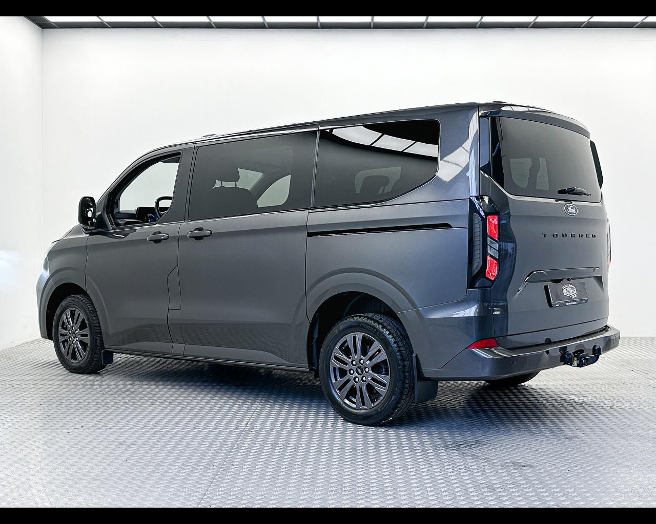 FORD Tourneo Custom 2ªs - Tourneo Custom 320 2.0 EcoBlue 170CV aut. PC Titanium