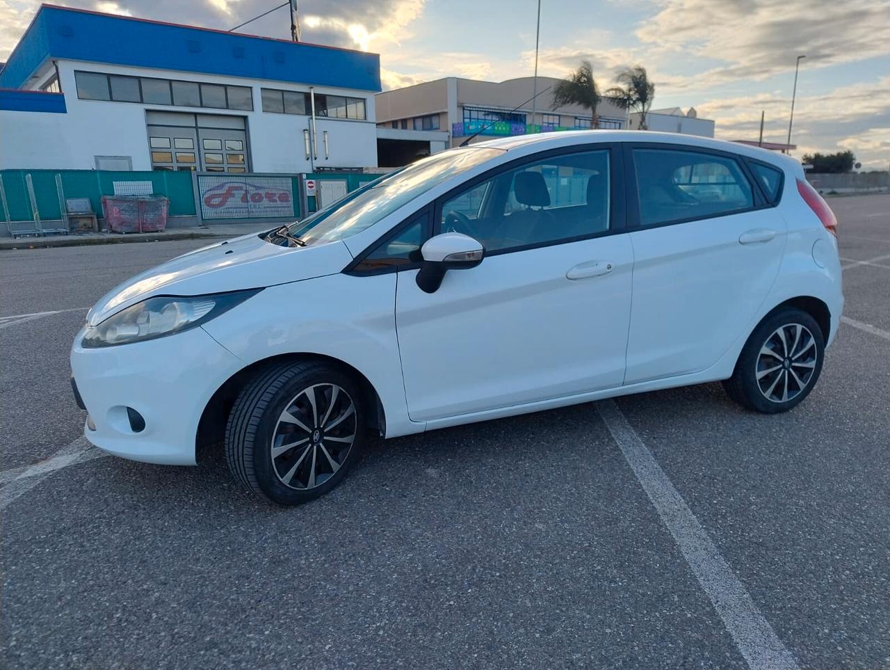 Ford Fiesta Fiesta+ 1.4 TDCi 70CV 5p. N1 Business