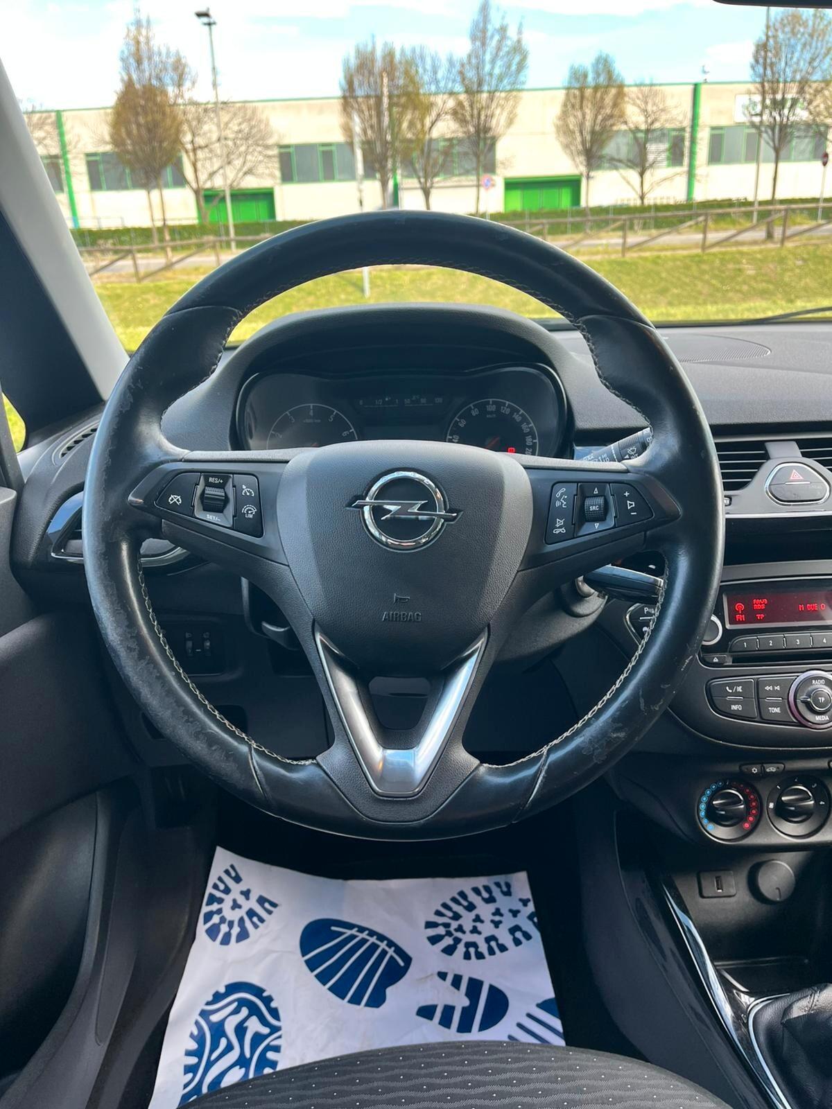 Opel Corsa 1.2 5 porte