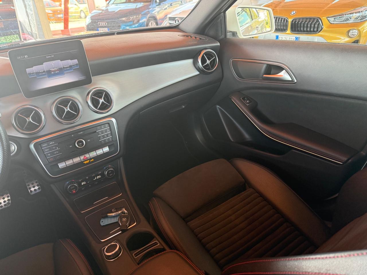 Mercedes-benz GLA 200 d Automatica