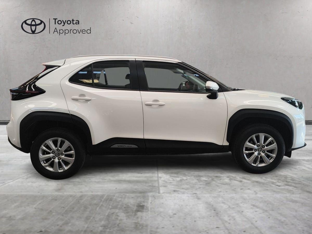 TOYOTA Yaris Cross - Yaris Cross 1.5 Hybrid 5p. E-CVT Active