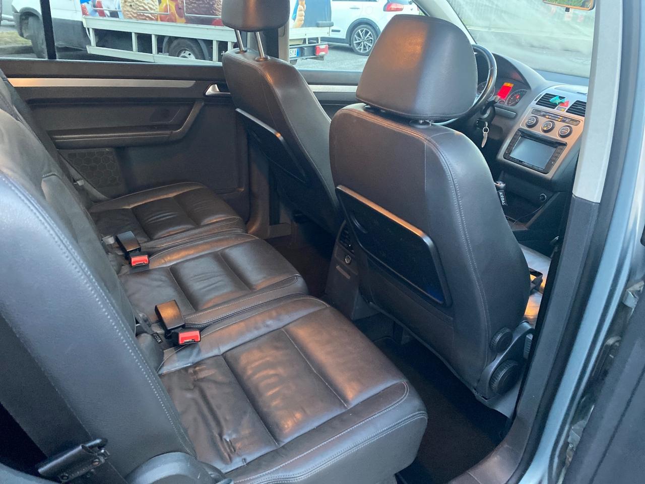 Volkswagen Touran 2.0 TDI 7 posti pelle FULL OPTIONAL