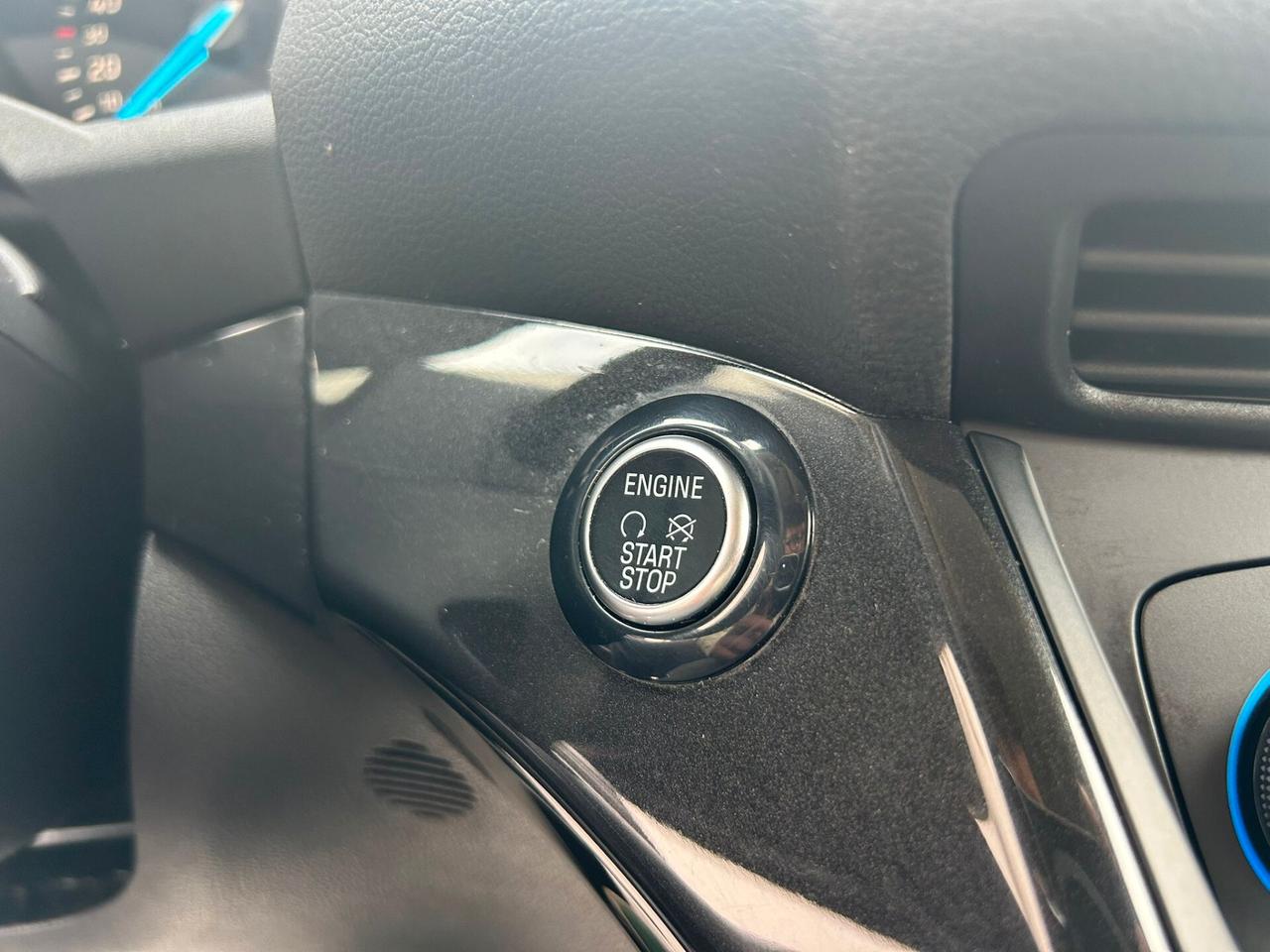 Ford Kuga 1.5 TDCI 120 Cv TITANIUM NAVI/RET-2018