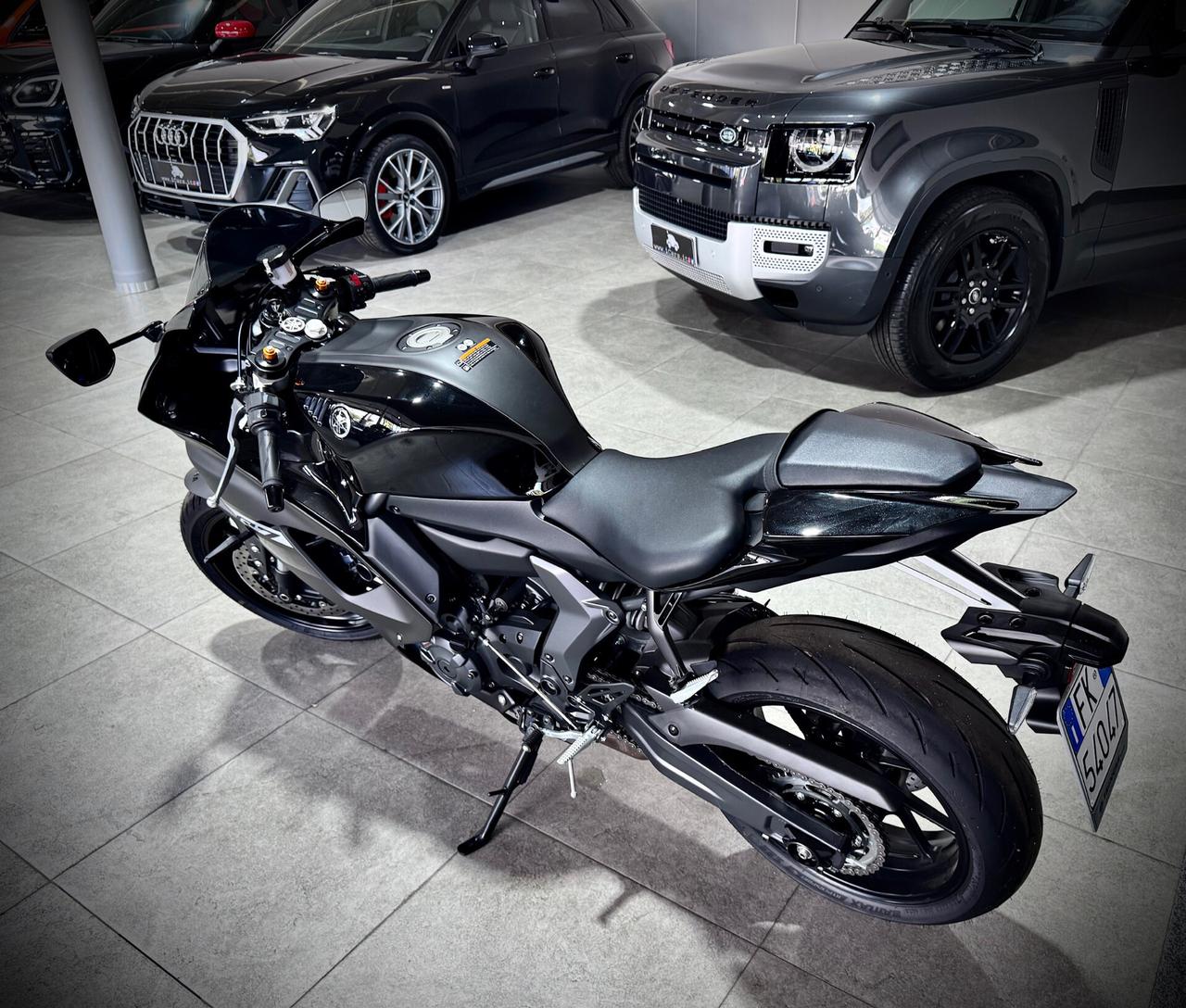 Yamaha YZF R7