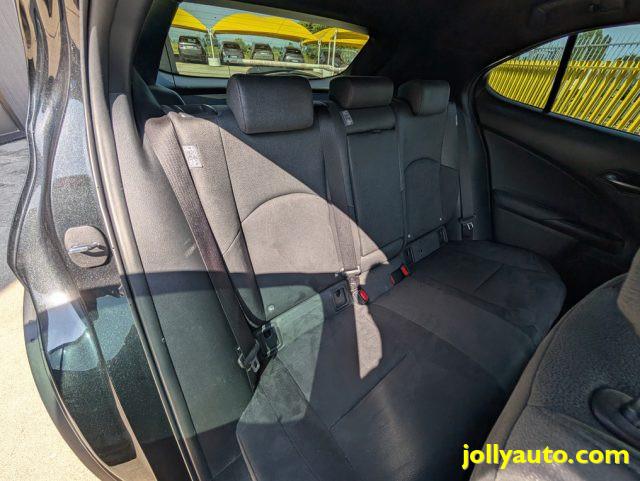 LEXUS UX 250h Hybrid Business Aziendale