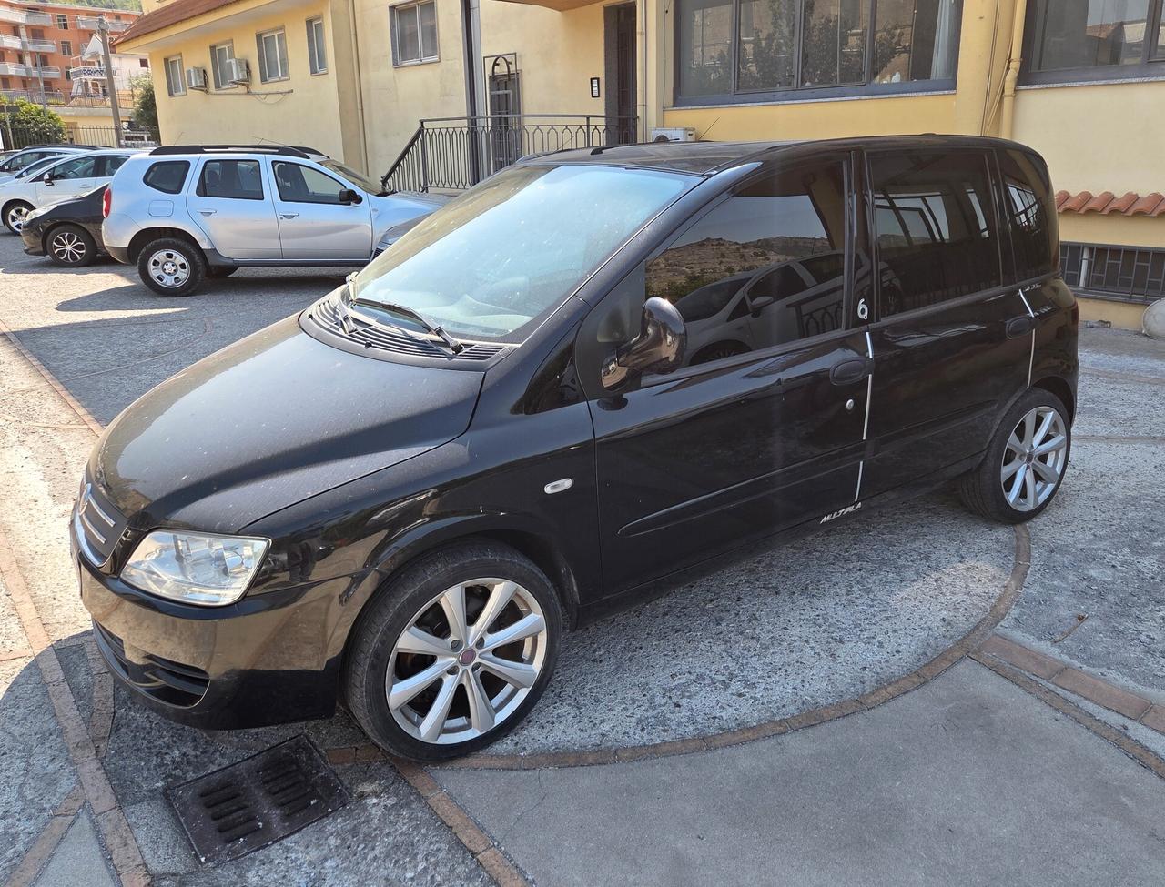 Fiat Multipla 1.9 MJT Emotion CERCHI 17 GARANZIA