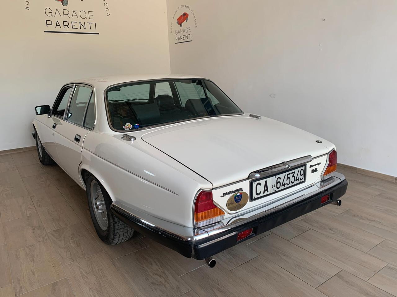 Jaguar XJ12 Sovereign HE 5.3 V12