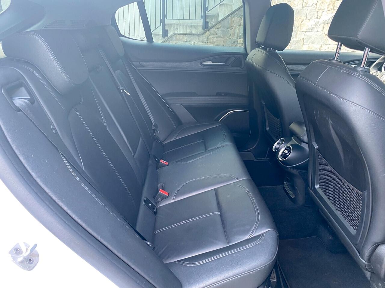Alfa Romeo Stelvio 2.2 Tdi 190 CV AT8 Q4 - PERFECT !!!