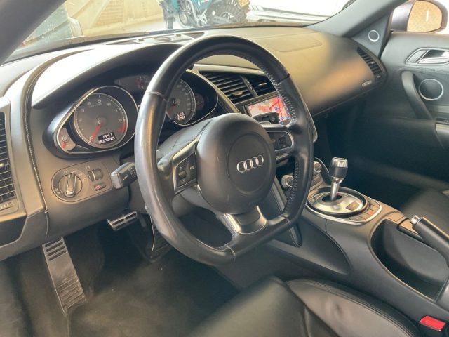 AUDI R8 Coupe 4.2 V8 TARGHE ORIGINALI ! SOLO 62000KM !