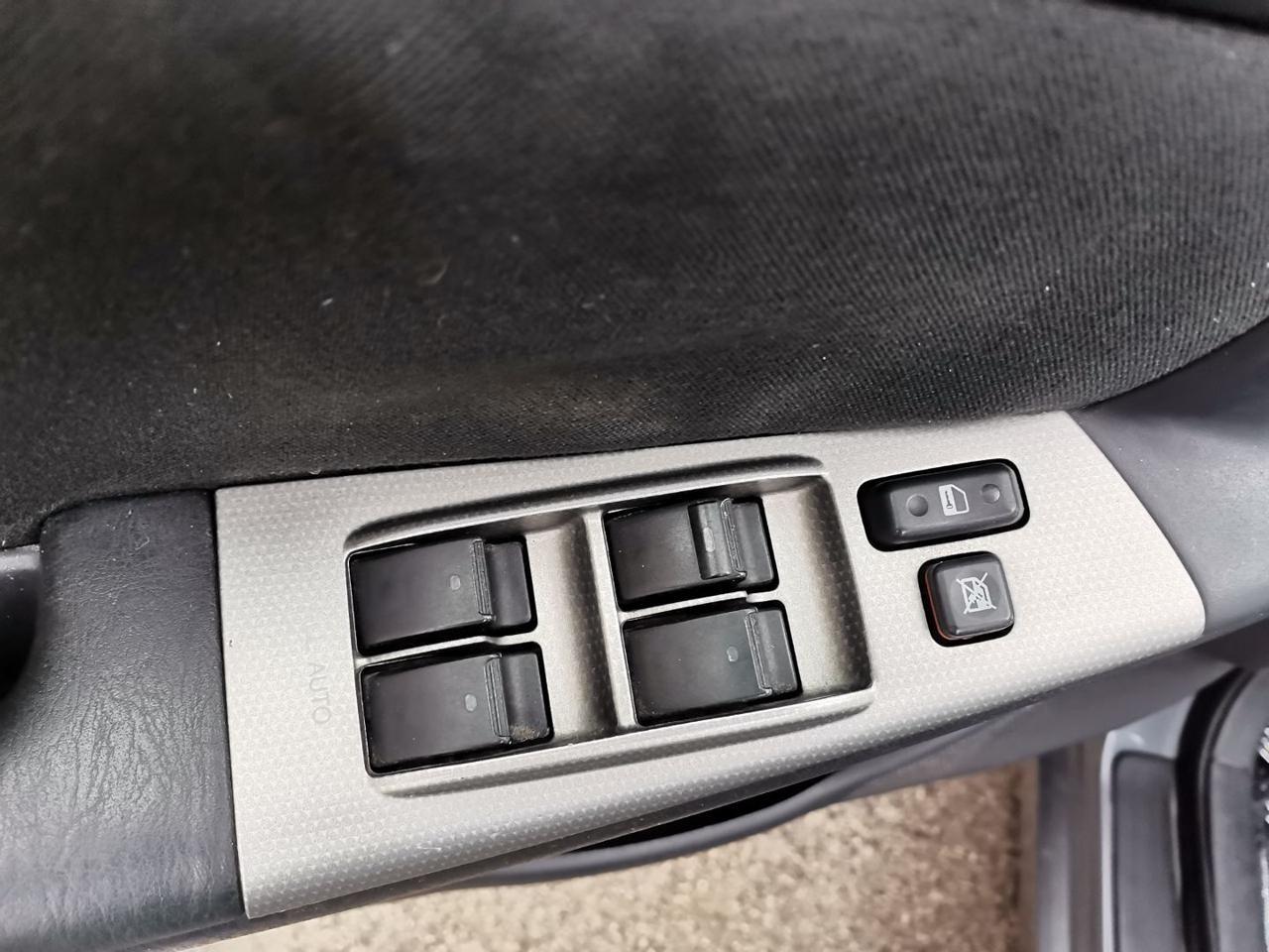 Toyota Corolla 1.4 D-4D M-MT 5 porte Sol ESP