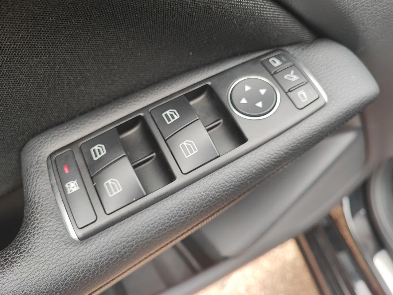 Mercedes-benz A 180 BlueEFFICIENCY Executive