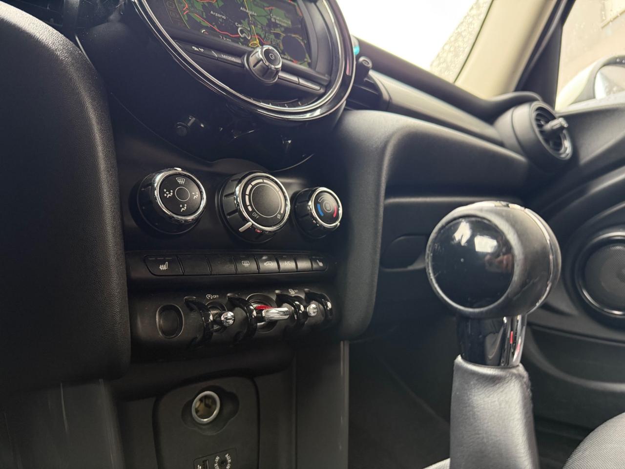 Mini Cooper Restayling 5porte 1.5TurboBenz Full Perfett