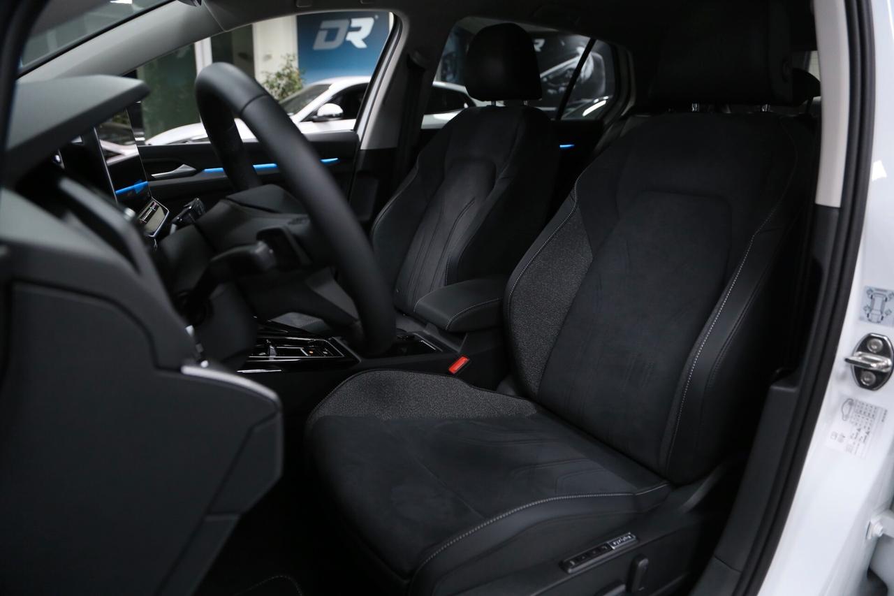 Volkswagen Golf Style 1.5 TSI eHybrid 204 cv DSG