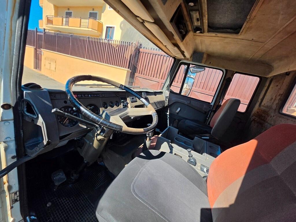 IVECO 145-17 GRU E RIBALTABILE
