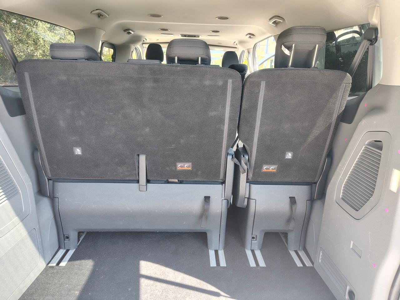 Ford Tourneo Custom 2.0 ecoblue 136cv Titanium 6m L2H1 Minivan
