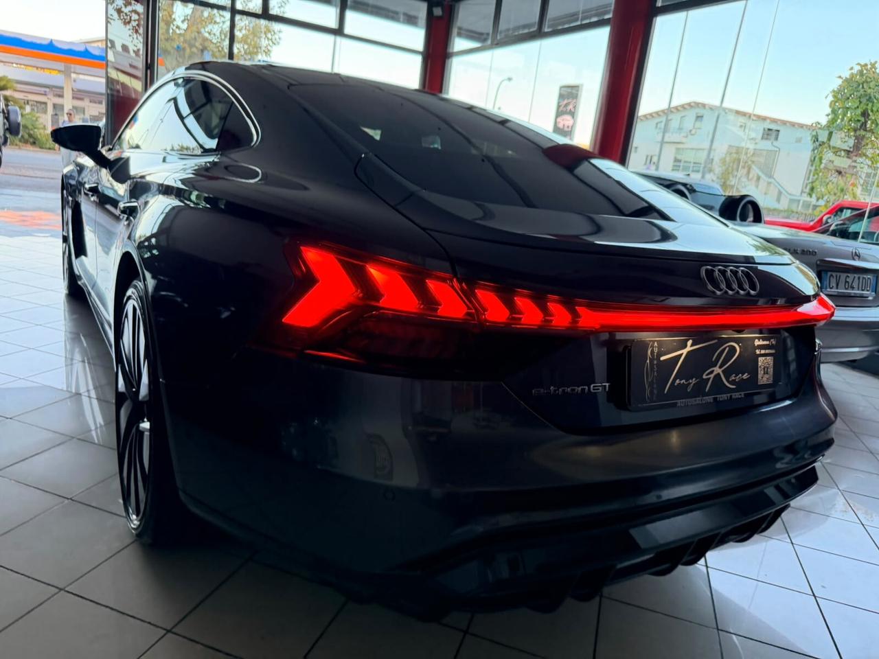 Audi E-tron GT quattro
