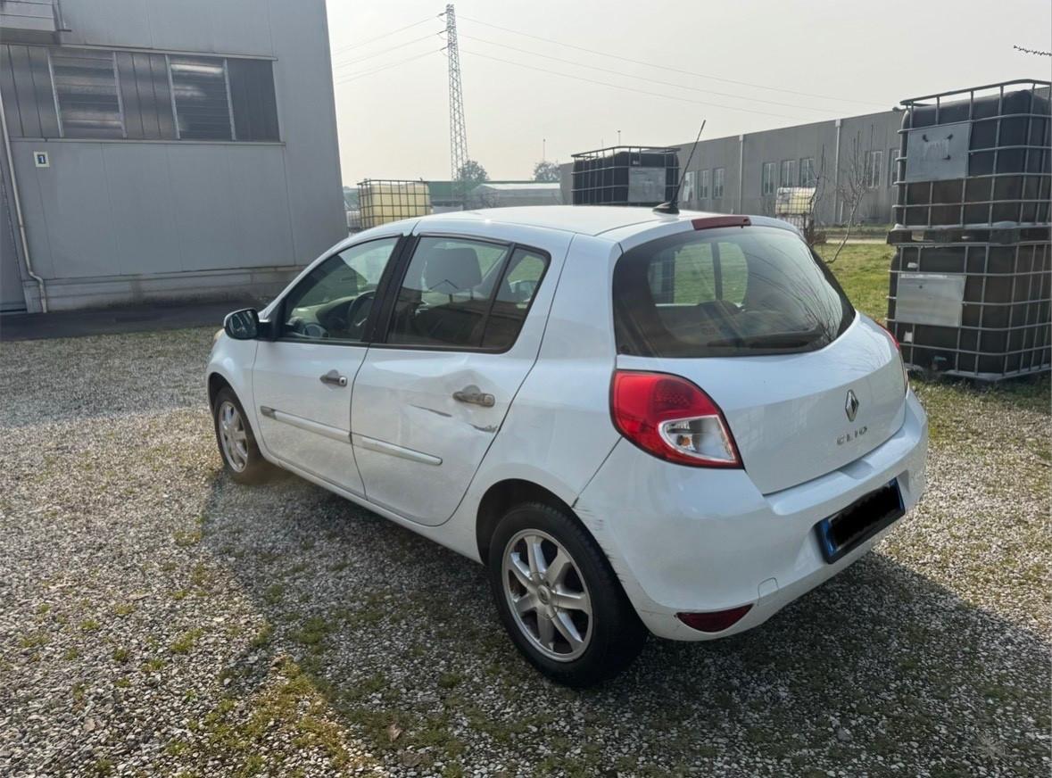 Renault Clio 1.2 16V 5 porte Luxe