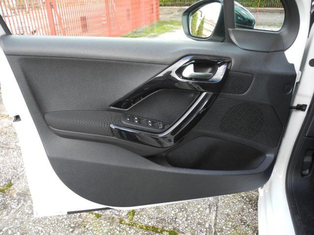 PEUGEOT 208 1.6 BlueHDi 75cv 5p. - OK NEOPATEN. -Uni Propriet.