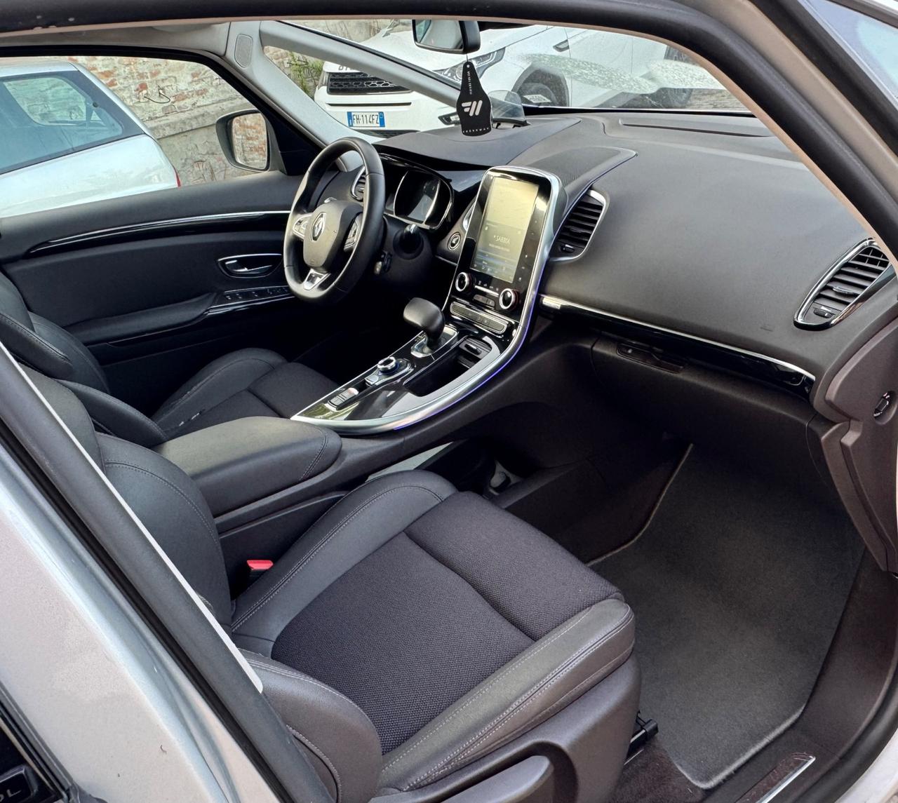 Renault Espace 160CV EDC Initiale Paris 4Control 7 Posti