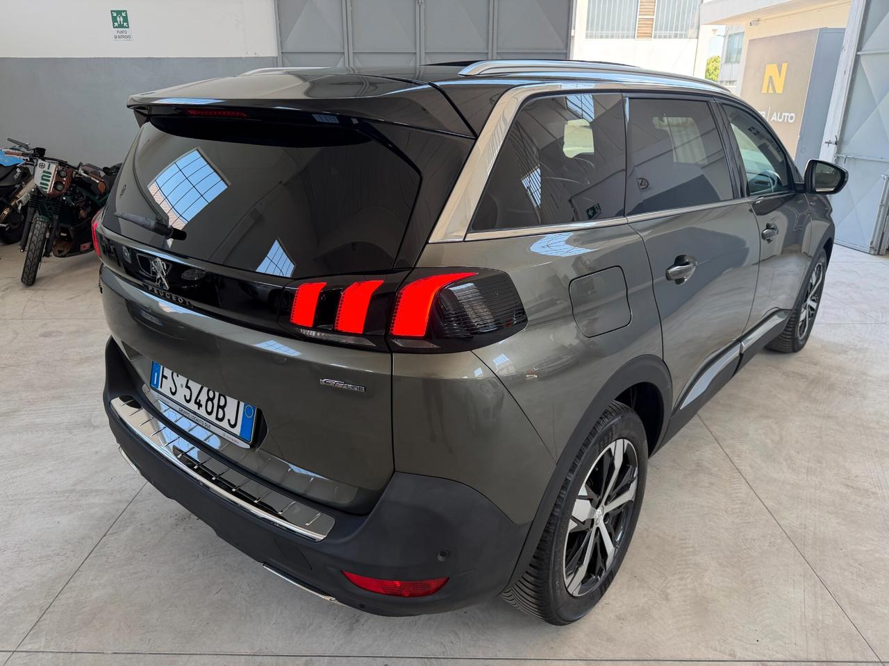 Peugeot 5008 BlueHDi 120 S&S EAT6 GT Line