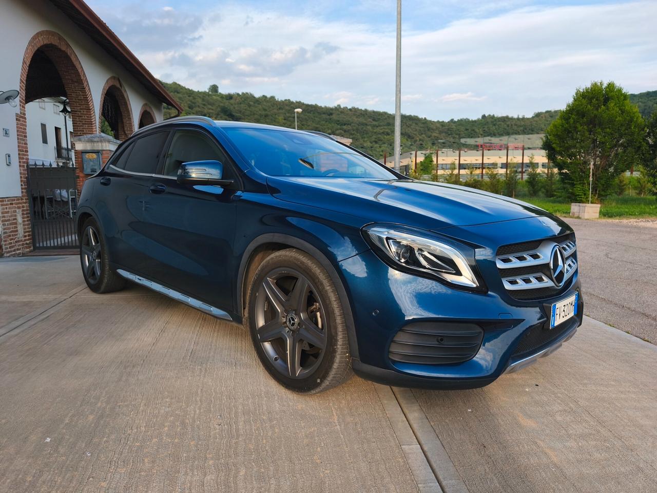 Mercedes-benz GLA 200 d Automatic 4Matic Premium