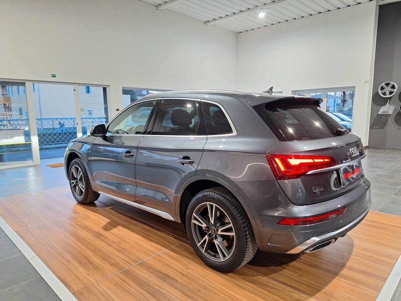 Audi Q5 40 TDI 204 CV quattro S tronic line