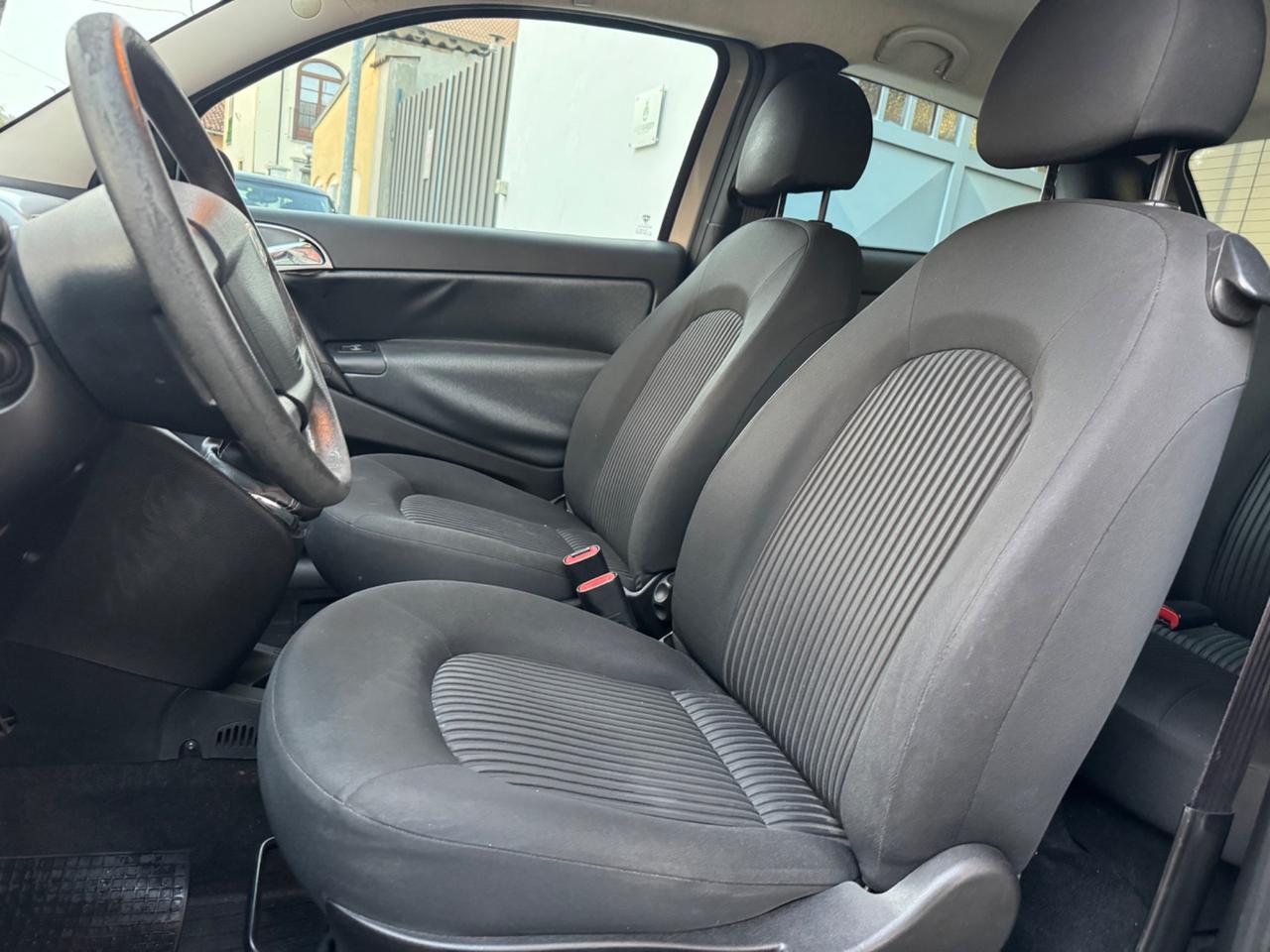 Lancia Ypsilon 1.4 Argento Ecochic GPL