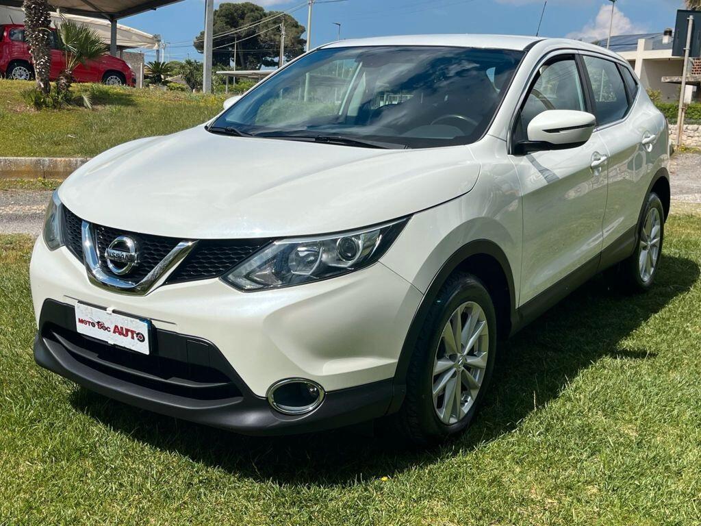 Nissan Qashqai 1.5 DCi Visia 110cv