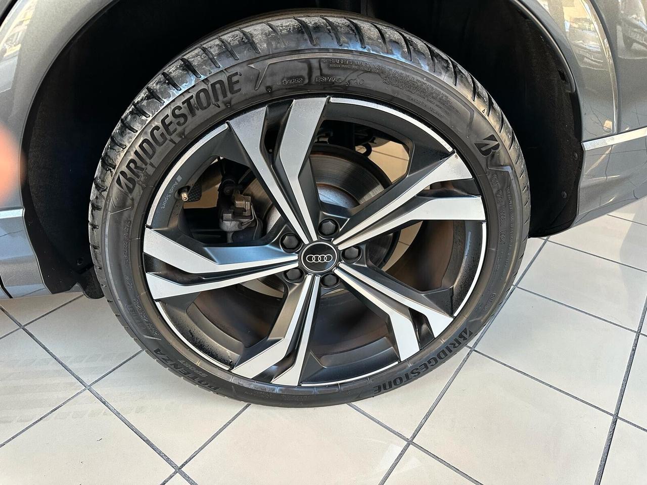 Audi Q3 Sportback Blackline edition 35 TDI S-tronic