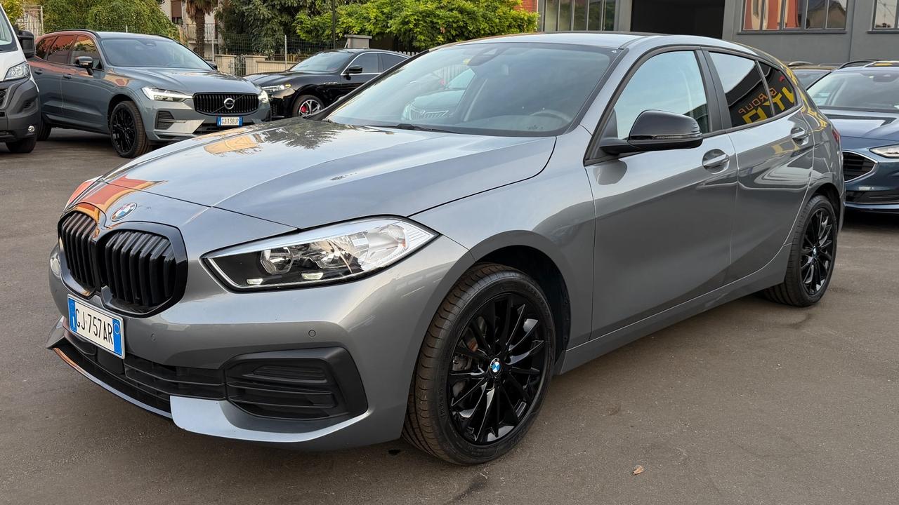 BMW 116D 1.5 ADVANTAGE AT7 116 CV - CRUISE CONTROL, CAR PLAY, NEOPATENTATI