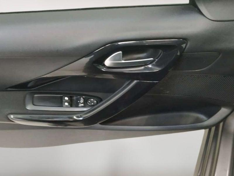 Peugeot 208 5p 1.6 bluehdi Active 75cv